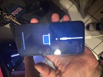 iPhone 12 (iCloud locked for parts )
