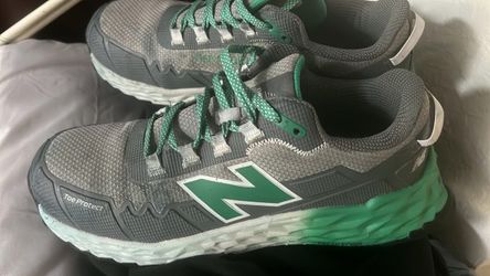 New Balance Men’s Composite Toed Shoes