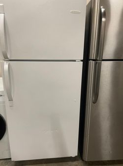 Frigidaire Top Mount White Refrigerator
