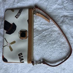 Dooney & Bourke SF Giants Wristlet 