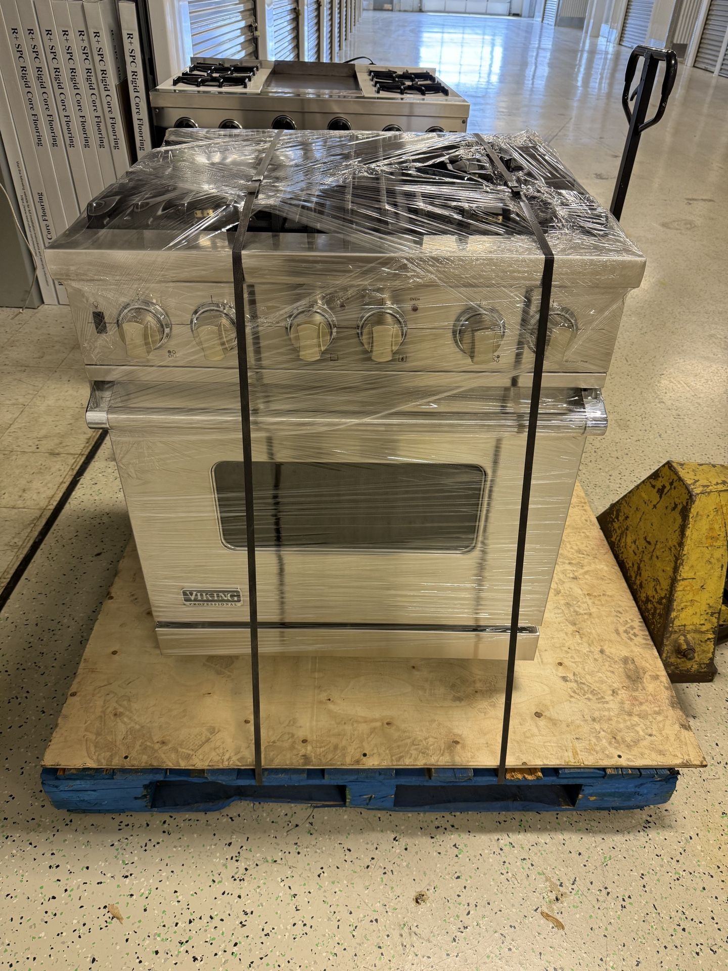 Like New Viking 30” Gas Range Professional Commercial