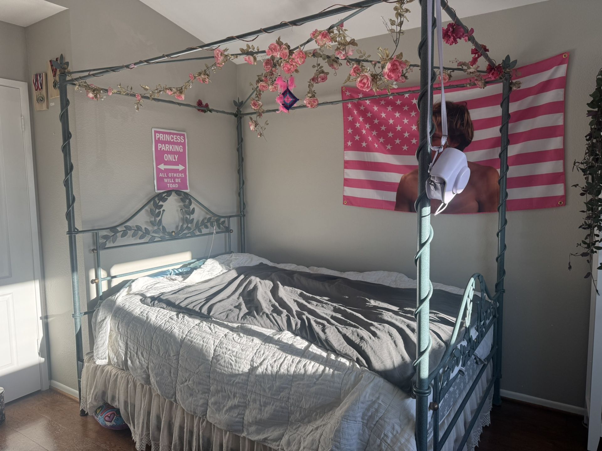Queen Size Bed Frame For Sale