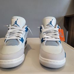 Jordan 4 Military Blue 