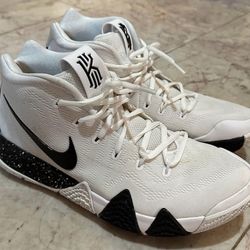Nike Kyrie Irving Size 10