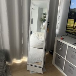 Rotating Jewelry Cabinet/Mirror with Lights