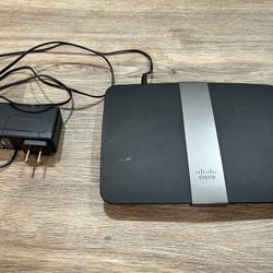 Cisco Linksys E4200 Wireless Router