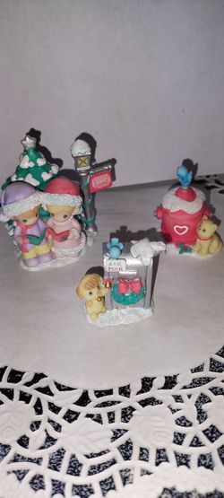 Precious Moments Very Small