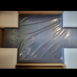 RARE PS4 PRO 500 MILLION  1000