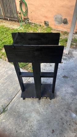 Stool with Wheels 3ft