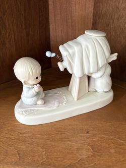 Precious Moments Baby’s First Picture