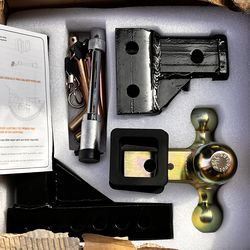 Heavy duty 6 inch drop hitch with three balls.