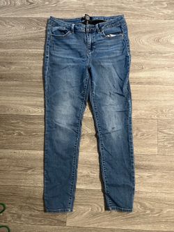 Stretchy blue jeans