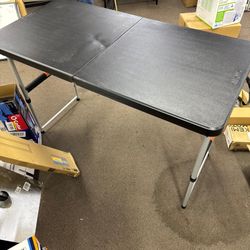 Folding Table 4 Ft 