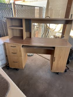 computer desk $30