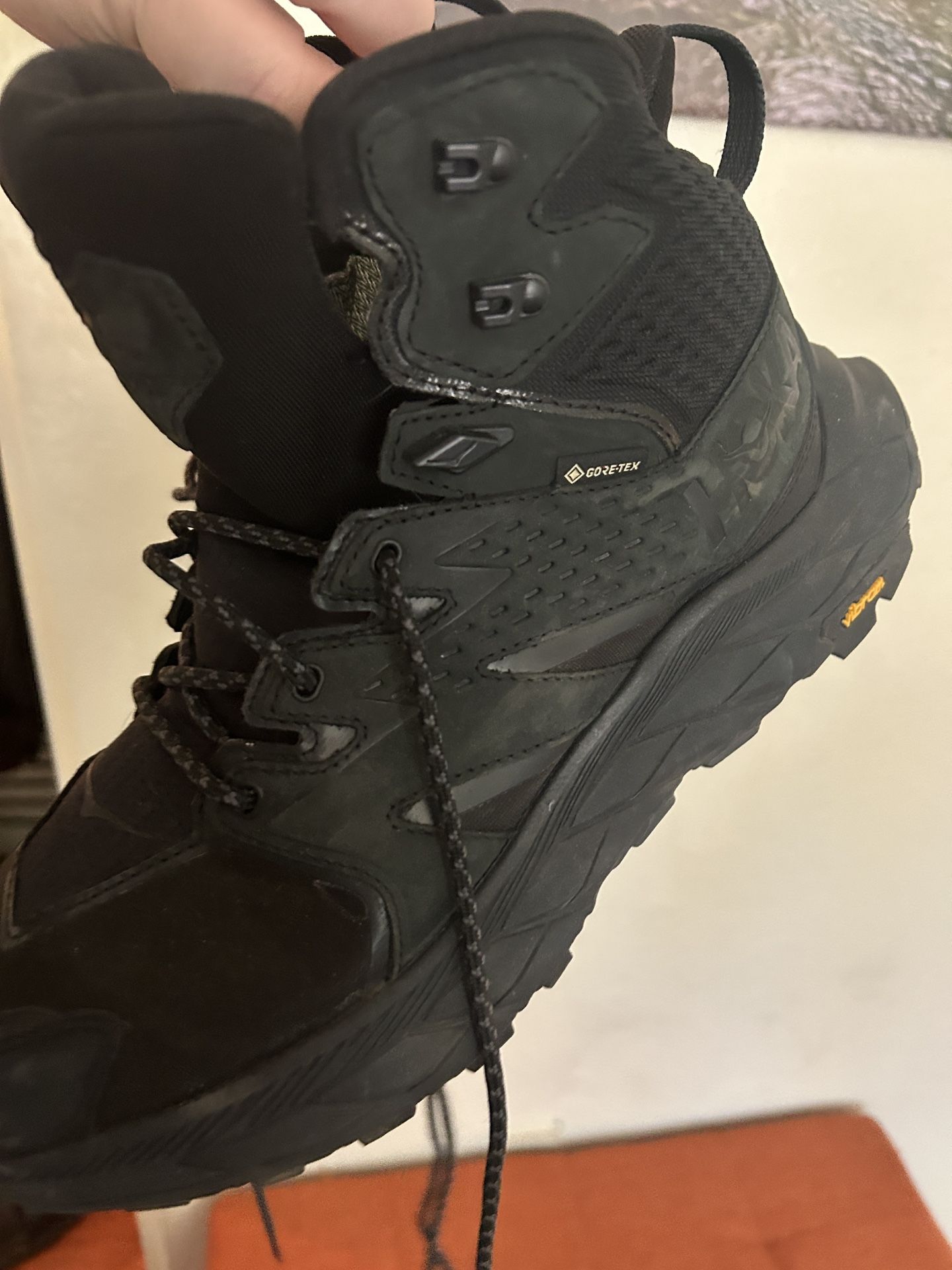 Hoka Anacapa Boot