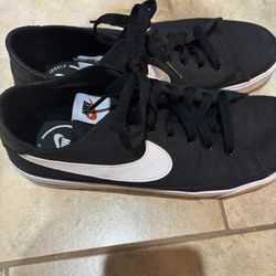 Mens Black Nike 