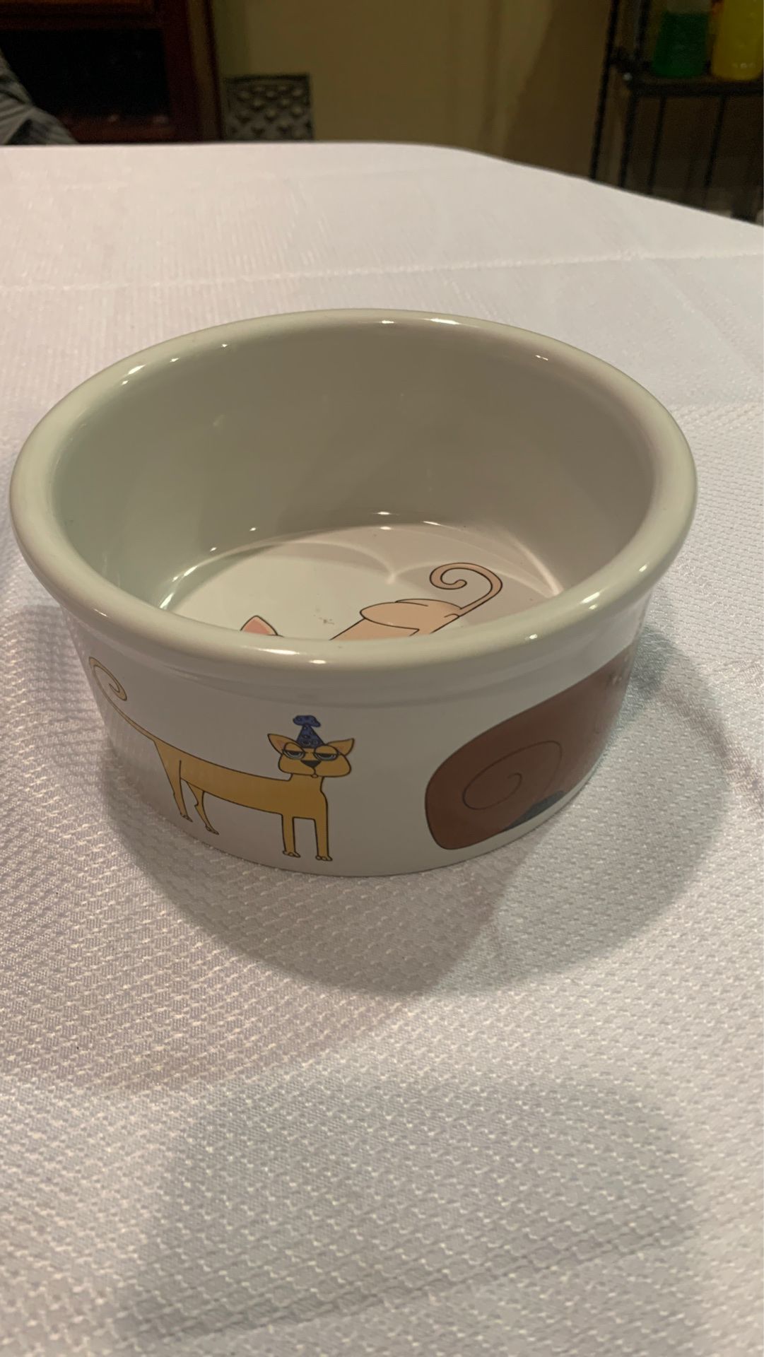 Ceramic cat bowl