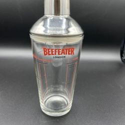 Cocktail Shaker, Mixer, Strainer Pourer, Stainless Lid and Cap BEEFEATER London