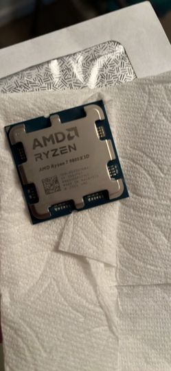 AMD Ryzen 7 9800 3XD