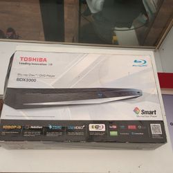 Blu-ray Disc/Dvd Player 