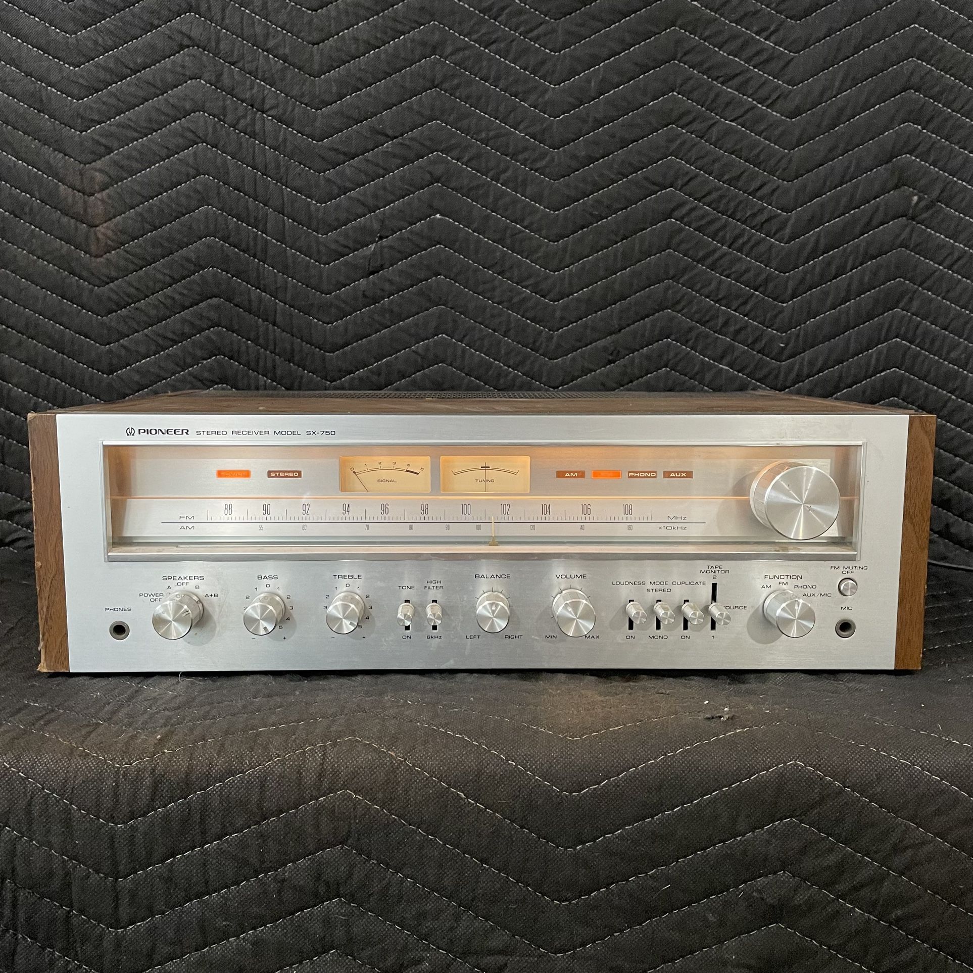Vintage Pioneer SX-760 Stereo Receiver