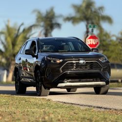 Toyota Rav4 Hybrid SE 2023