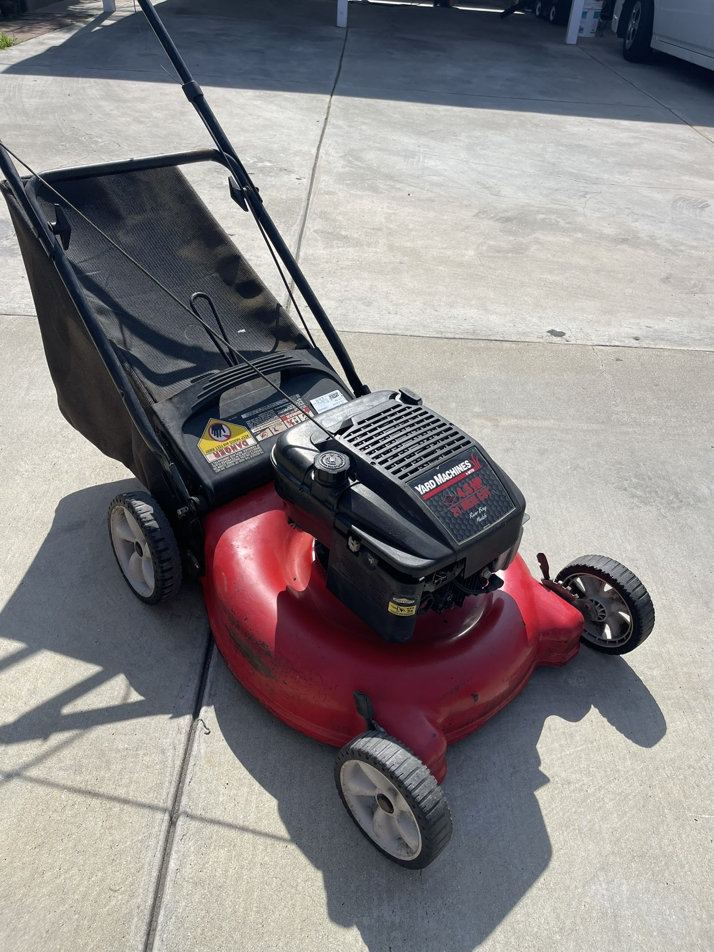 Lawn Mower yard machine