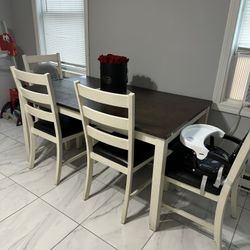 Dinning Table 