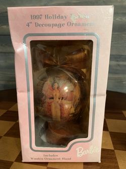 Barbie-Holiday-Decoupage-Ornament-Mattel