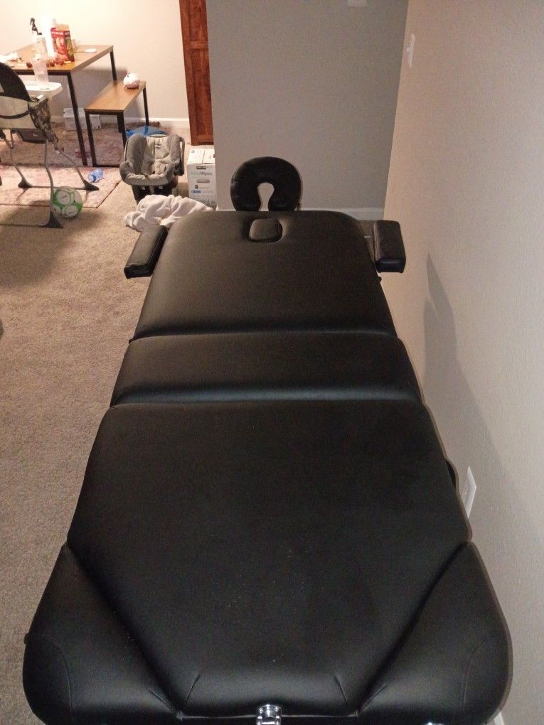 complete massage table