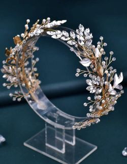 Quinceañera Or Bride Head Piece