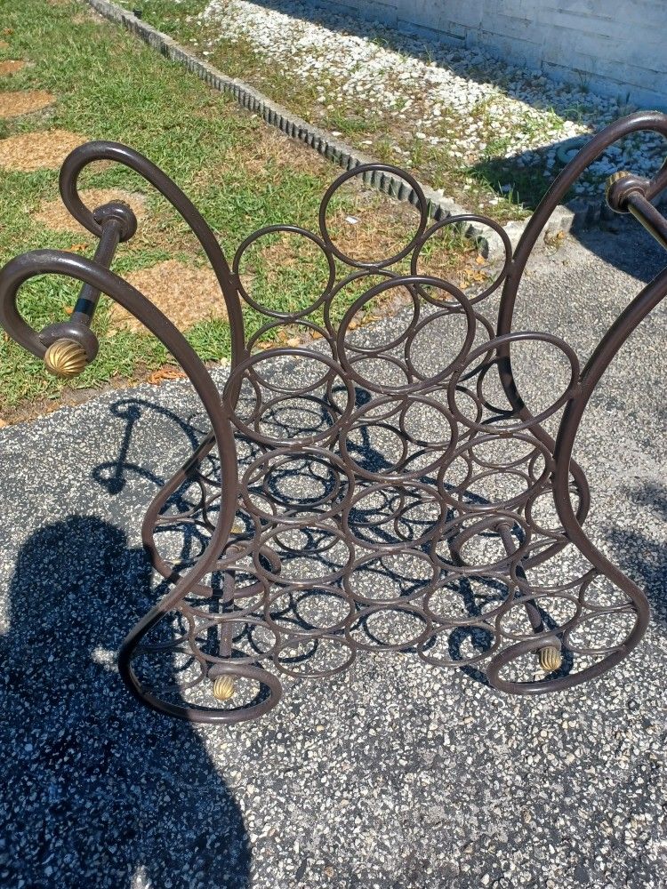 Stand Alone Wine Rack