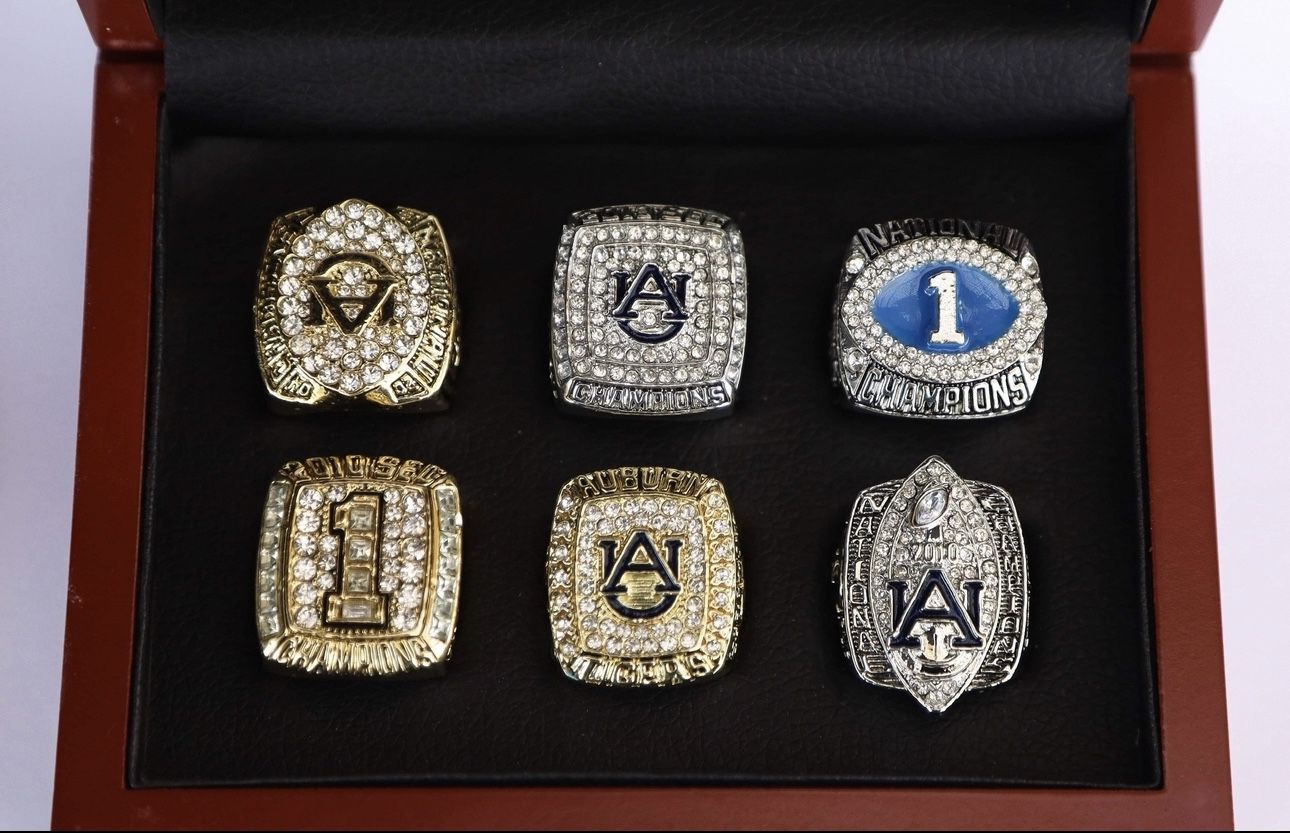 NCAA Auburn Tigers Championship Ring Set