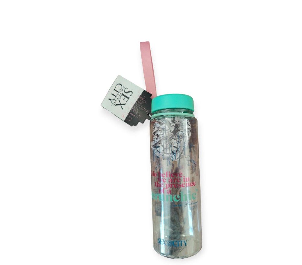Sex and the City 21 oz. Water Bottle and Scrunchie