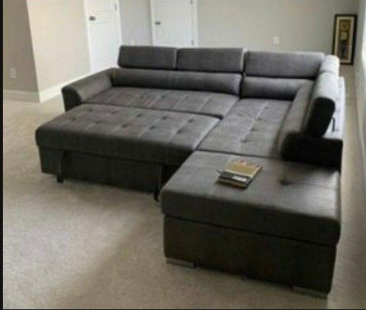 PULL OUT BED SECTIONAL COUCH NEW IN BOX