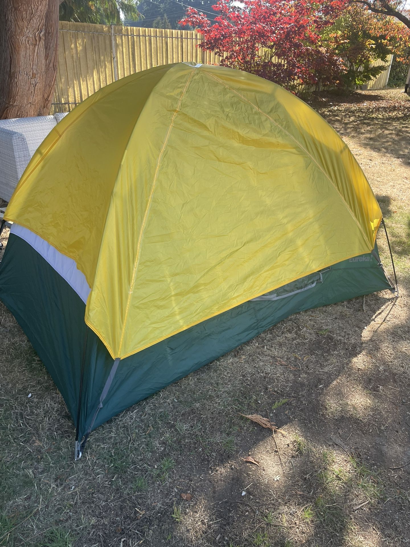 Nice Eureka. 2 Person Tent ( Excellent 