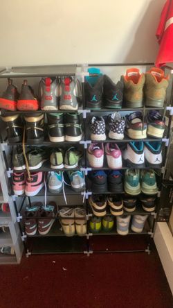 Selling these shoes 8/5- 9/5 -10 -10/5