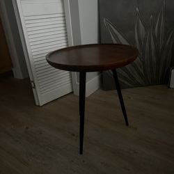 Solid wood end table