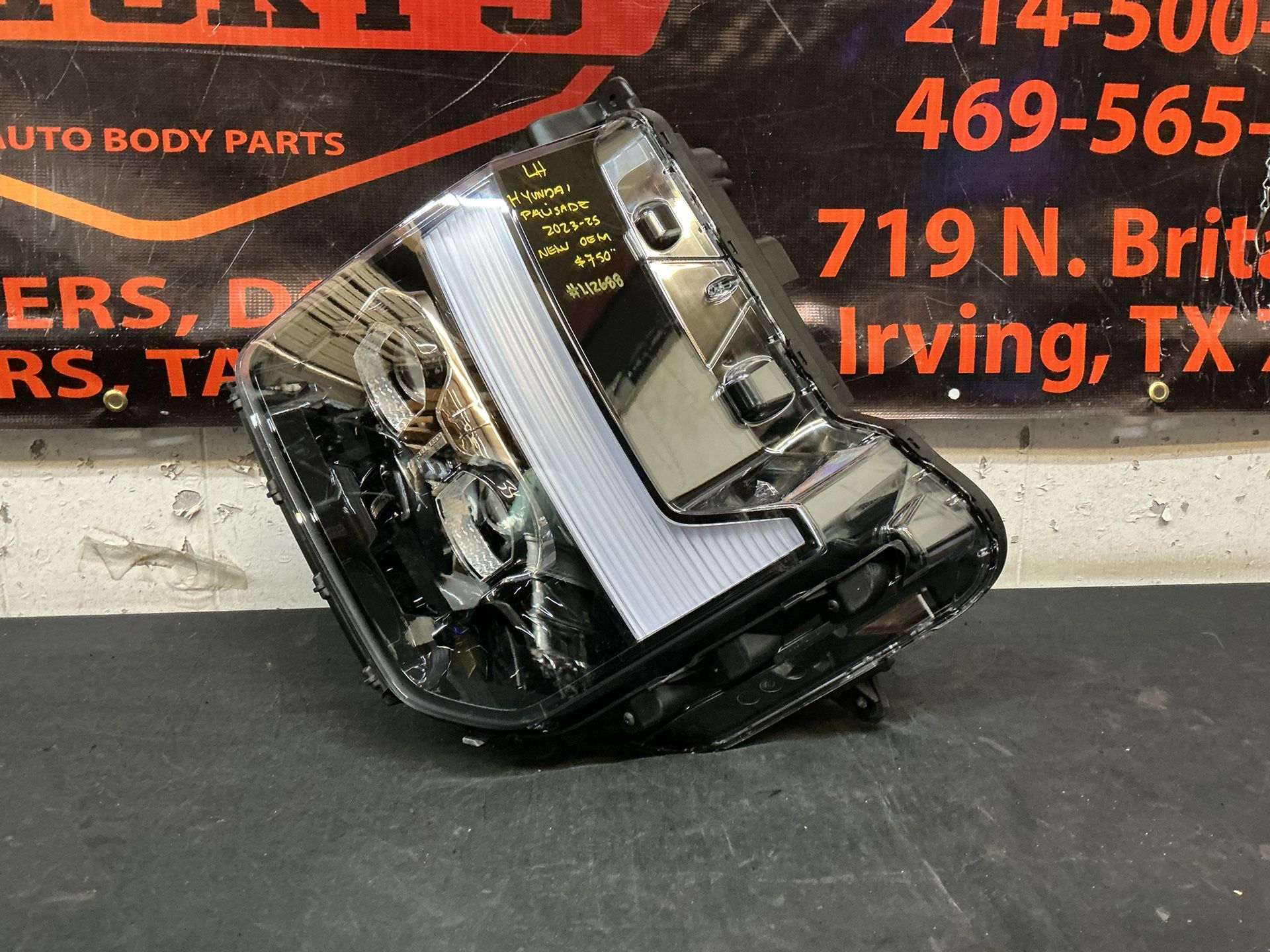 HYUNDAI PALISADE 2023-2025 LH HEADLIGHT OEM