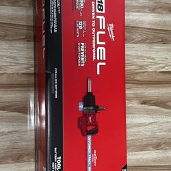 M18 FUEL 18V Lithium-lon Brushless Cordless 1 in. Impact Wrench Extended Reach D-Handle (Tool-Only)