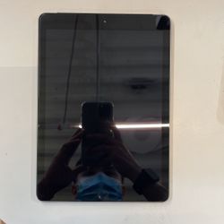 iPad 6th  Generation 