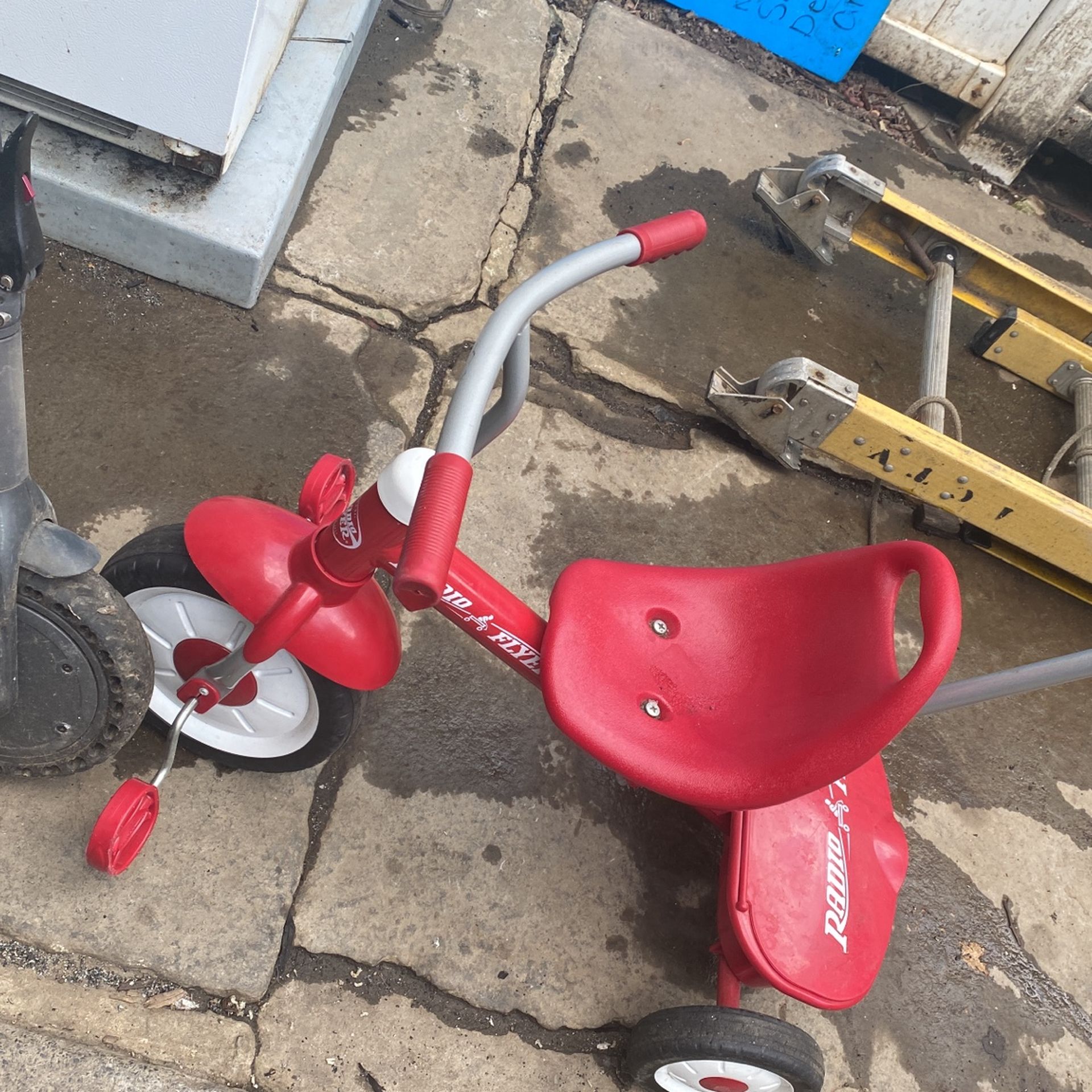 Radio Flyer Like New
