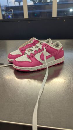 Kids dunks size 1y