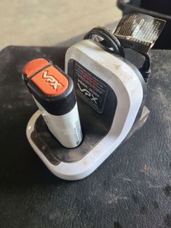 Black and decker vpx charger and battery