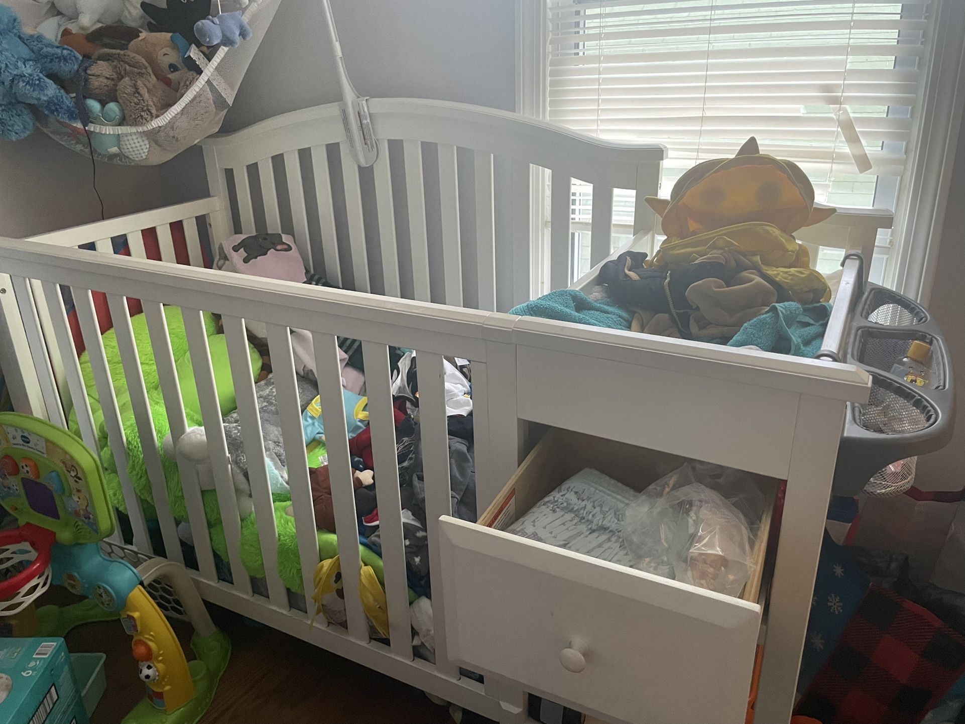 Crib Without Mattress for Sale in New Haven, CT OfferUp
