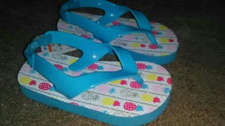 Toddler dandles/flip flops* size 5/6* new w/ tag
