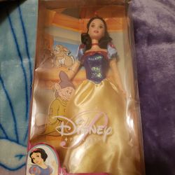 Sparkling Snow White