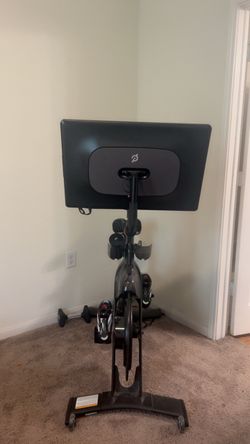 Peloton Indoor Exercise Bike with Screen