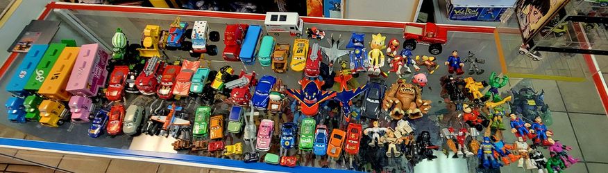 Disney Cars Diecast Borderland Treasures 