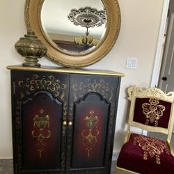 Very  Gorgeous Cabinet with the mirror 